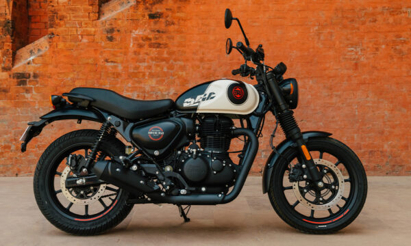 ROYALENFIELD-5